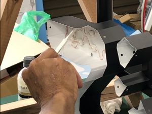 コーキングにて固定作業